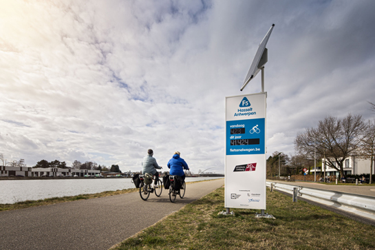 Foto fietstelpaal Hasselt